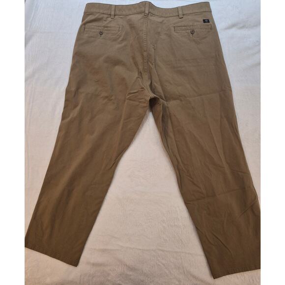 Dockers Ultimate Chino Straight Khaki Pants Men’s 44x30 Comfort Stretch Beige - Picture 2 of 10